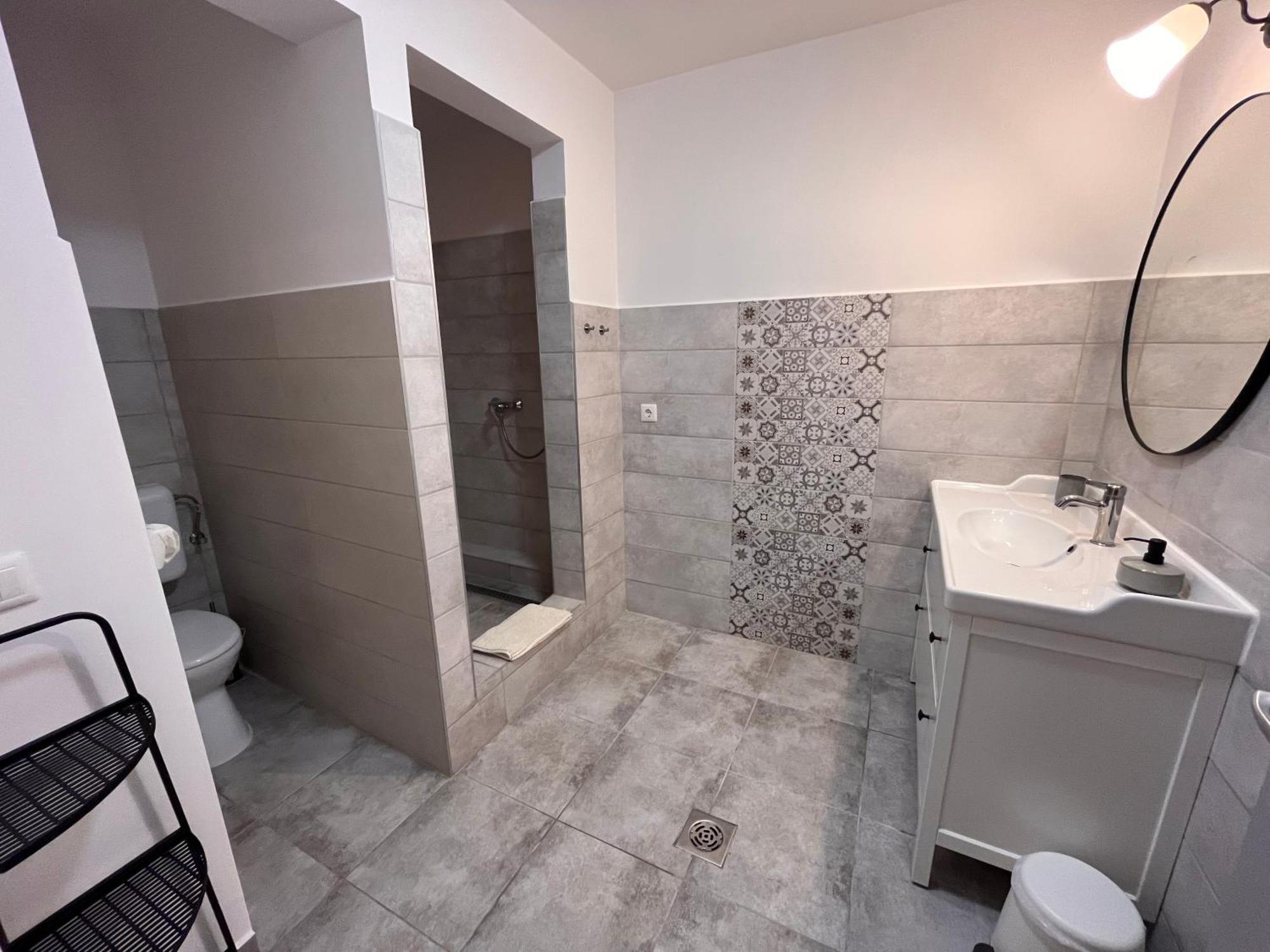 Pacsirta Apartman Grand Eger Exterior foto